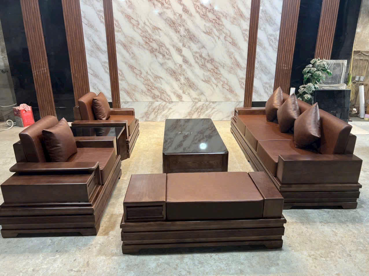 Sofa gỗ sồi Nga kiểu dáng đối chân pháo