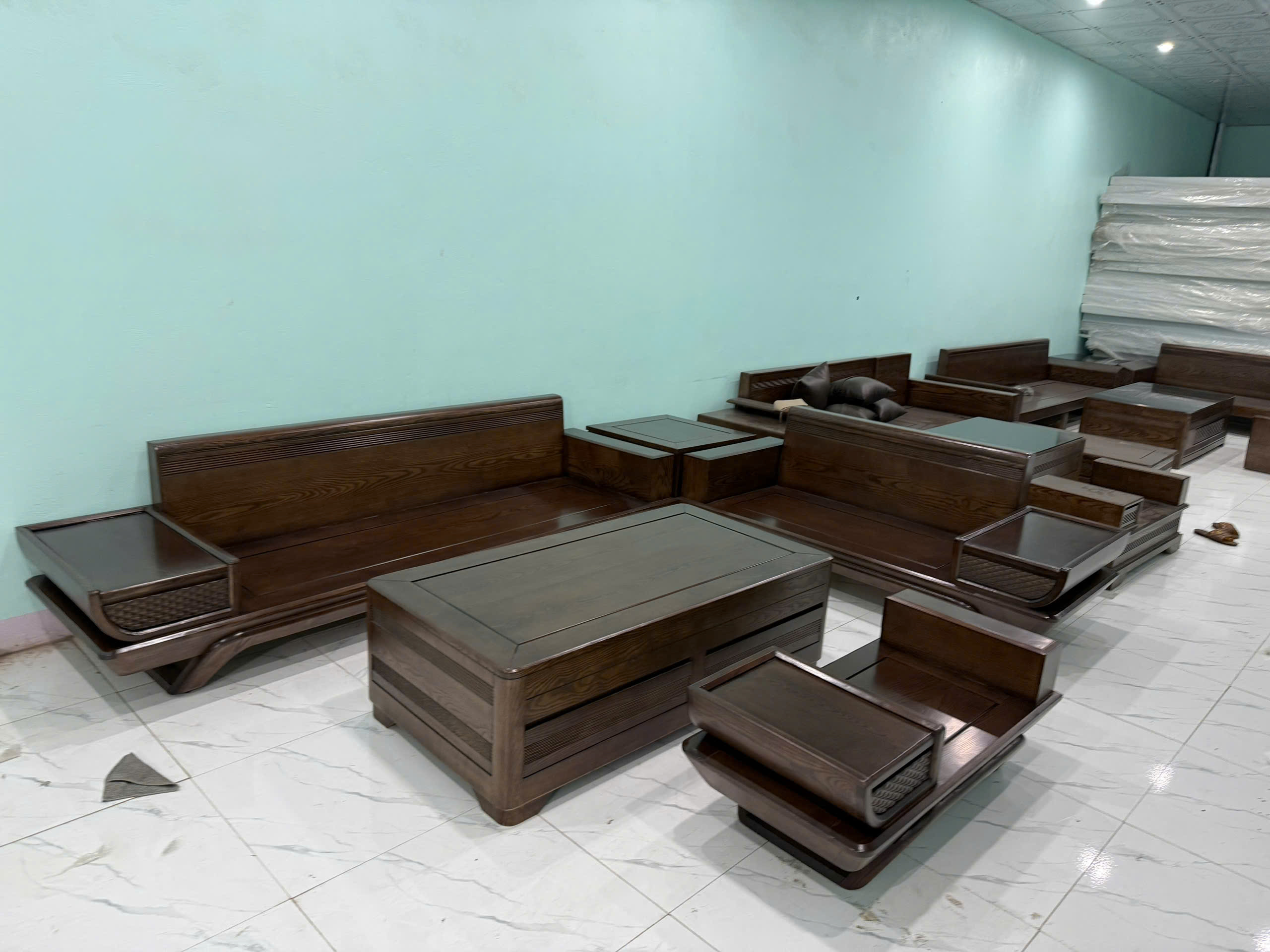 Sofa Gỗ Sồi Nga Chân Thuyền Cánh Tiên